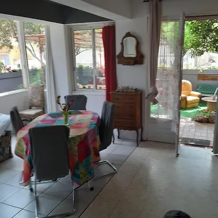 Espagnole Chambres Privées Maison Jardins à Dispo * Valras-Plage