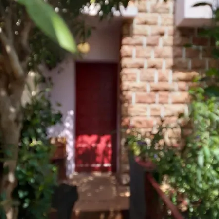 Espagnole Chambres Privées Maison Jardins à Dispo Alloggio in famiglia